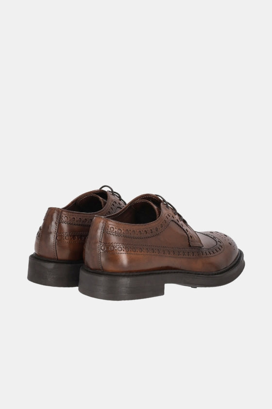 Bastian Brogue